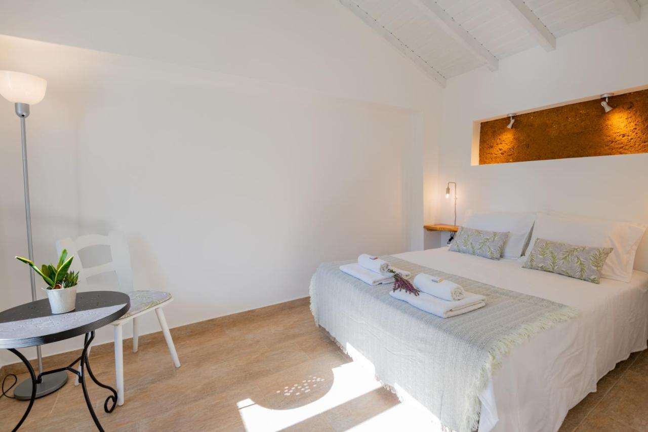Casas Da Bica - Turismo Espaco Rural Cercal do Alentejo Bagian luar foto